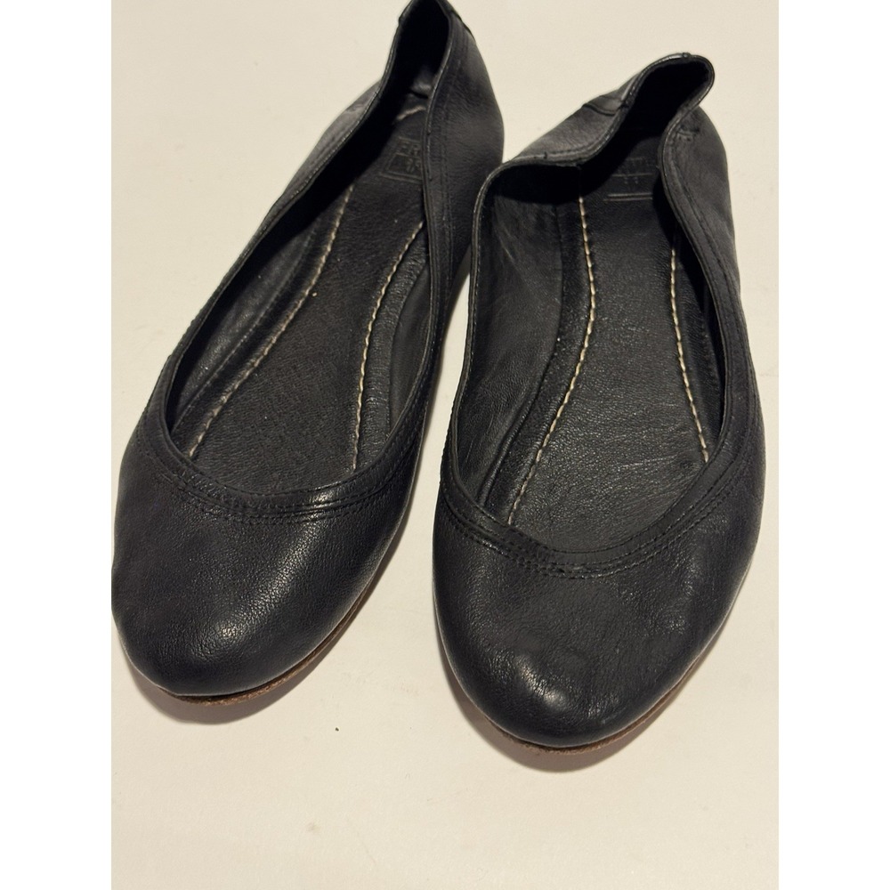 Frye Pebbled Leather Black 8.5 Ballett Flats